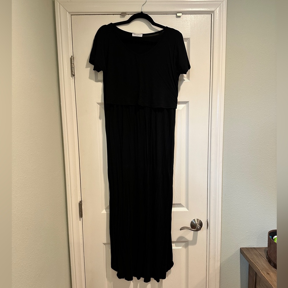 EUC- Black Maxi Nursing Dress